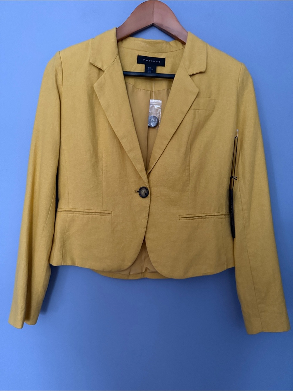 Tahari Yellow Linen Blend Blazer NWT Cropped Tailored Single Button PS